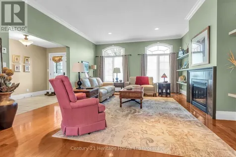 7 Lyndale Road Tillsonburg ON N4G 5V9