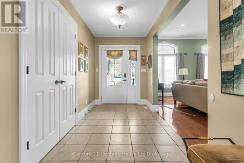 7 Lyndale Road Tillsonburg ON N4G 5V9