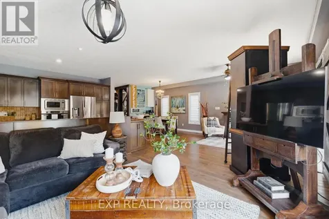 631 Woodlawn Place Waterloo ON N2T 0A1