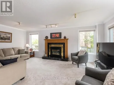 42 Slade Crescent Ottawa ON K2K 2K9