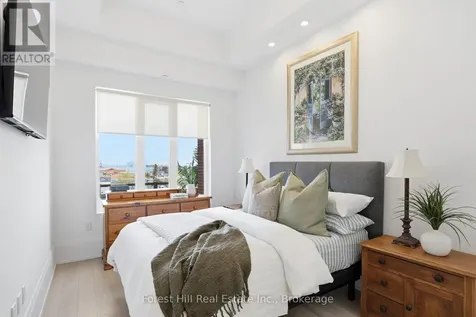 1 Hume Street Collingwood ON L9Y 0X3