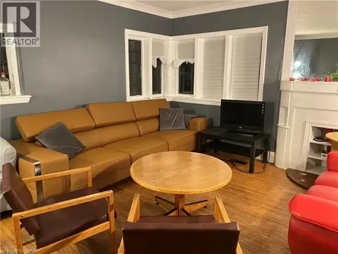 184 Arkell Street Hamilton ON L8S 1W8