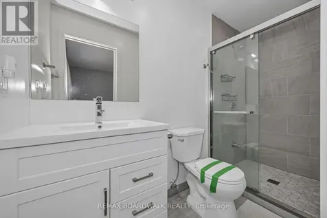 956 Garwood Avenue Ottawa ON K1V 6W9