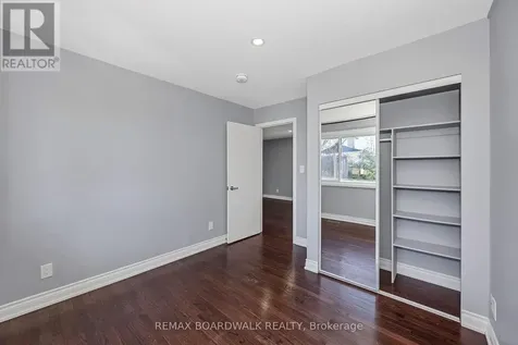 956 Garwood Avenue Ottawa ON K1V 6W9
