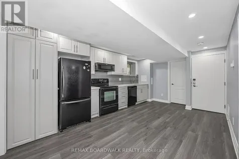 956 Garwood Avenue Ottawa ON K1V 6W9
