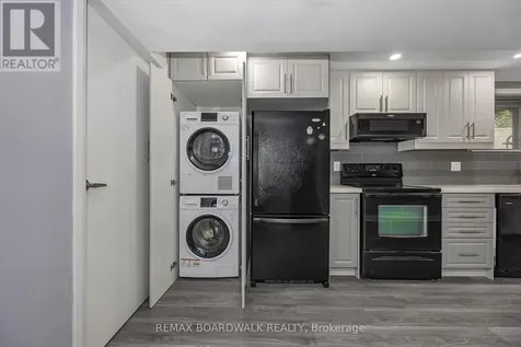 956 Garwood Avenue Ottawa ON K1V 6W9