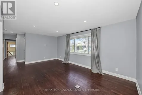 956 Garwood Avenue Ottawa ON K1V 6W9