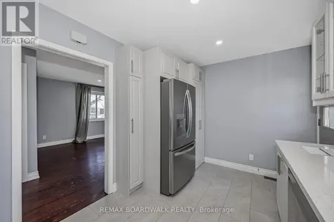 956 Garwood Avenue Ottawa ON K1V 6W9