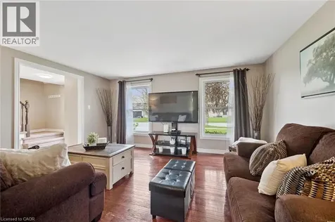 625 Pine Island Crescent Waterloo ON N2V 1T3