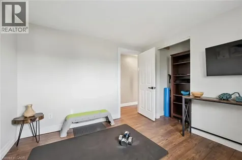 625 Pine Island Crescent Waterloo ON N2V 1T3