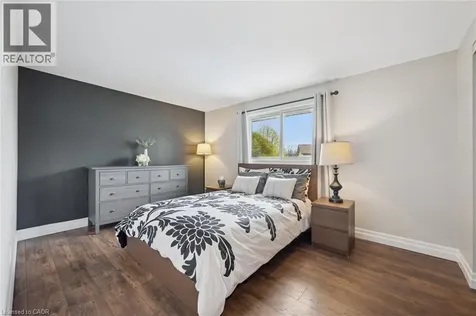 625 Pine Island Crescent Waterloo ON N2V 1T3