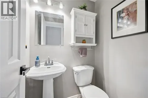 625 Pine Island Crescent Waterloo ON N2V 1T3