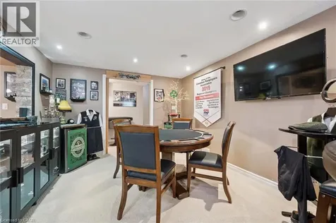 625 Pine Island Crescent Waterloo ON N2V 1T3