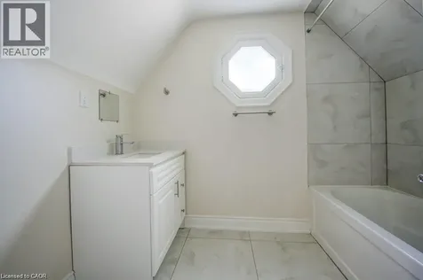 33 Sixth Avenue Kitchener ON N2C 1P9