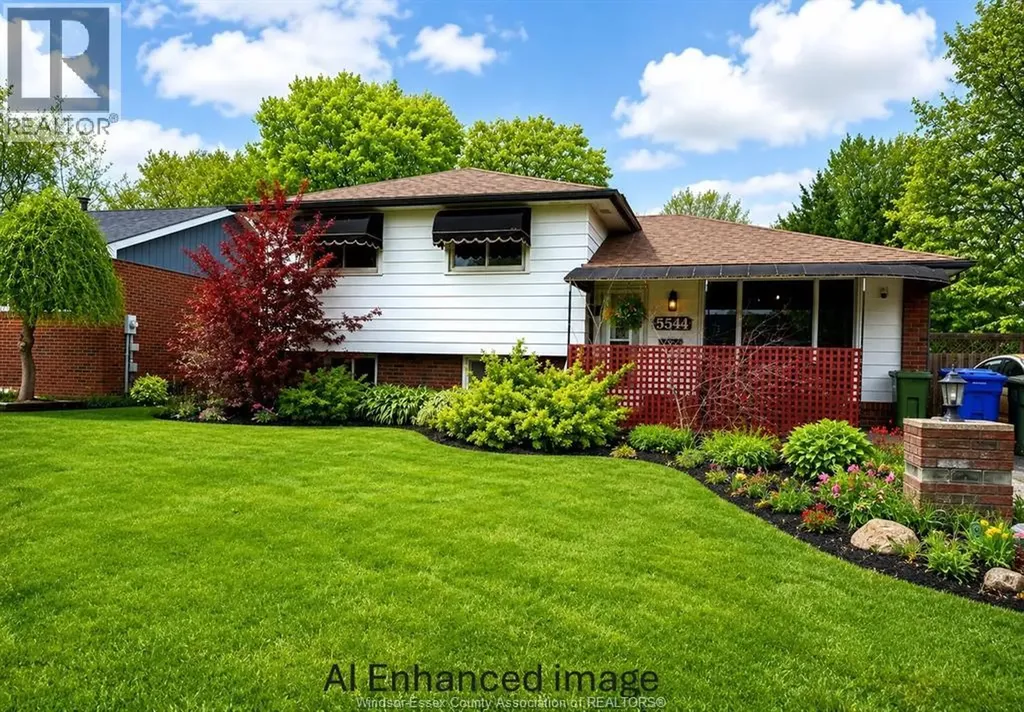 5544 Baldwin Avenue Windsor ON N8T 1L8