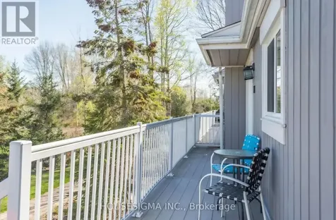 11 Dawson Drive Collingwood ON L9Y 5B4