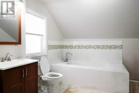 245 Harriet Street Arnprior ON K7S 2T4