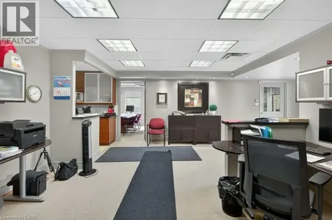 4042 Mainway Burlington ON L7M 4B9