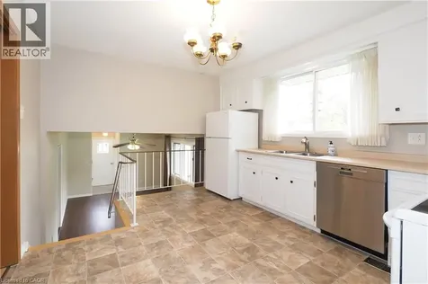 76 Cloverdale Crescent Kitchener ON N2M 4X2