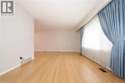 76 Cloverdale Crescent Kitchener ON N2M 4X2
