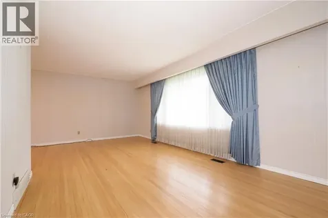 76 Cloverdale Crescent Kitchener ON N2M 4X2