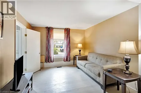 303 Dalhousie Street Brantford ON N3S 3V6