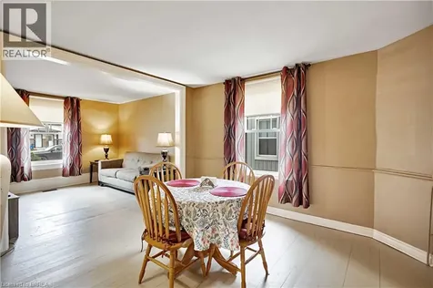303 Dalhousie Street Brantford ON N3S 3V6