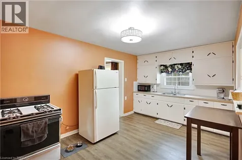 303 Dalhousie Street Brantford ON N3S 3V6