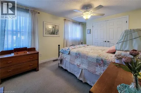1115 Paramount Drive Stoney Creek ON L8J 1P6
