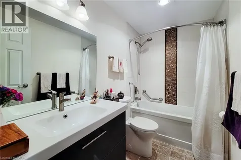 1115 Paramount Drive Stoney Creek ON L8J 1P6