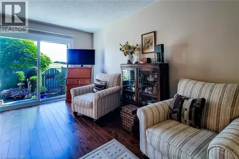 1115 Paramount Drive Stoney Creek ON L8J 1P6