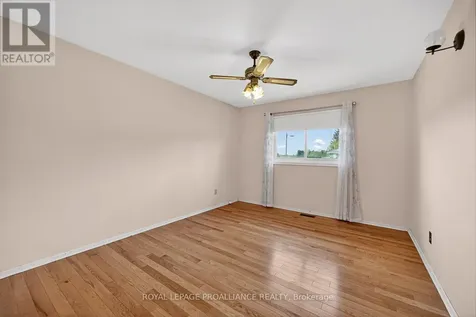 6 Robert Road Augusta ON K0E 1T0