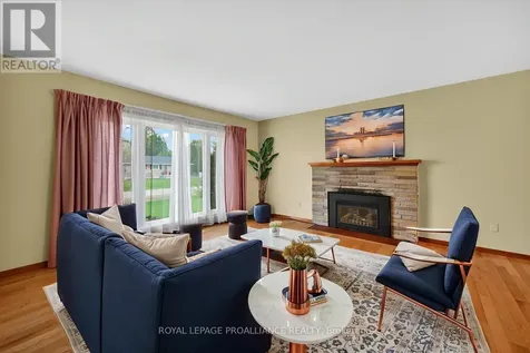 6 Robert Road Augusta ON K0E 1T0