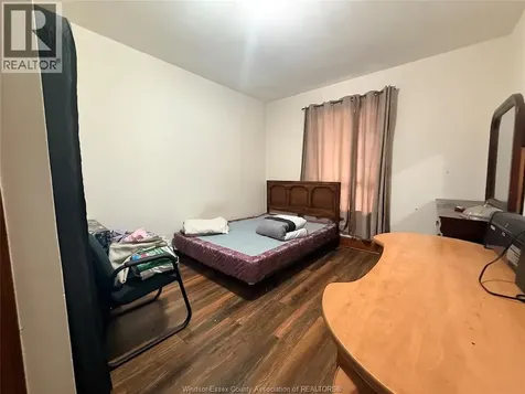 1378 Erie Street East Windsor ON N9A 3Z7