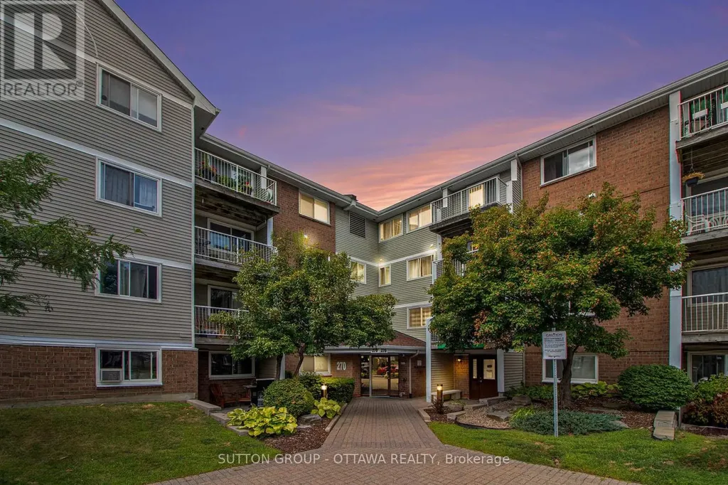 270 Brittany Drive Ottawa ON K1K 4M3