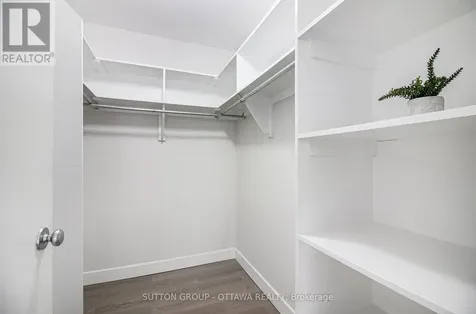 270 Brittany Drive Ottawa ON K1K 4M3