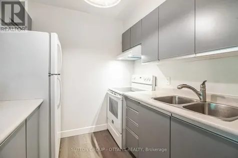270 Brittany Drive Ottawa ON K1K 4M3