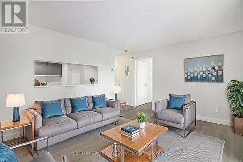 270 Brittany Drive Ottawa ON K1K 4M3
