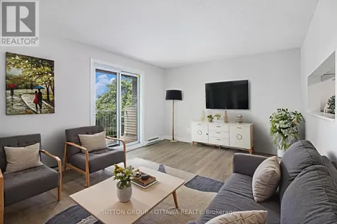 270 Brittany Drive Ottawa ON K1K 4M3