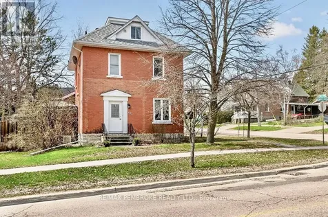 402 Christie Street Pembroke ON K8A 4R9