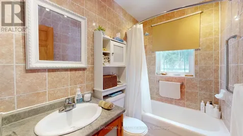 929 Tanglewood Drive Huron-kinloss ON N2Z 2X3
