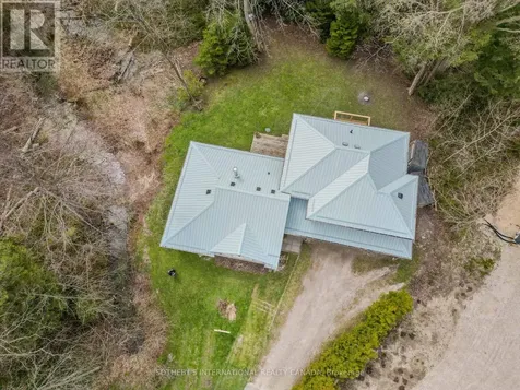 929 Tanglewood Drive Huron-kinloss ON N2Z 2X3
