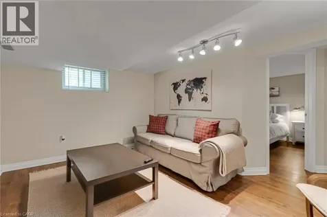 710 Hager Avenue Burlington ON L7S 1R1