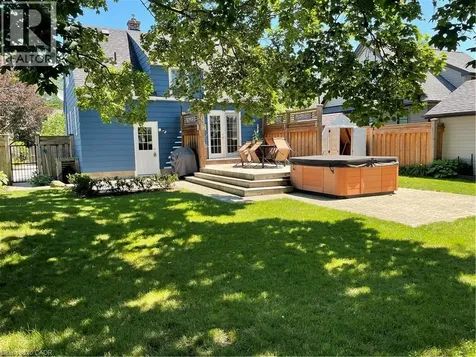 710 Hager Avenue Burlington ON L7S 1R1