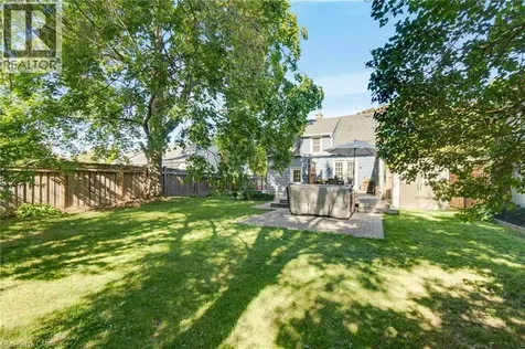 710 Hager Avenue Burlington ON L7S 1R1