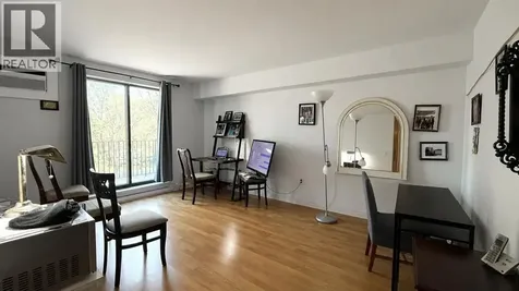 3355 Sandwich Street Windsor ON N9C 1B2