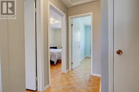 557 Glen Manor Boulevard Waterloo ON N2L 4T7