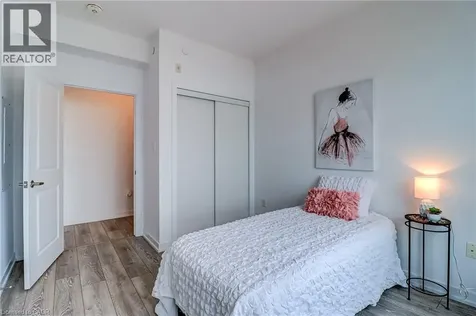101 Shoreview Place Stoney Creek ON L8E 0K3