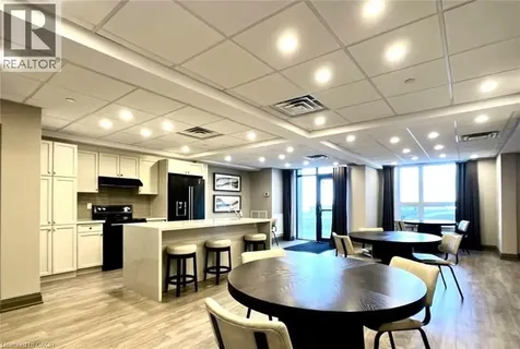 101 Shoreview Place Stoney Creek ON L8E 0K3
