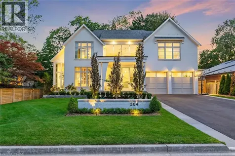 304 Pomona Avenue Burlington ON L7N 1T3